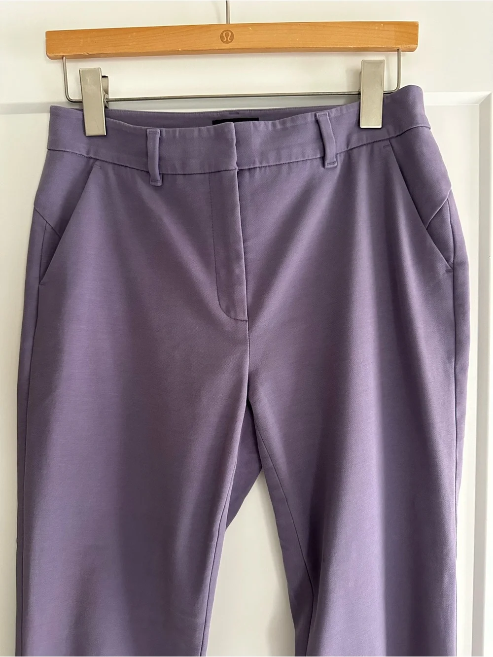 White House Black Market The Slim Ankle Pant Size 4